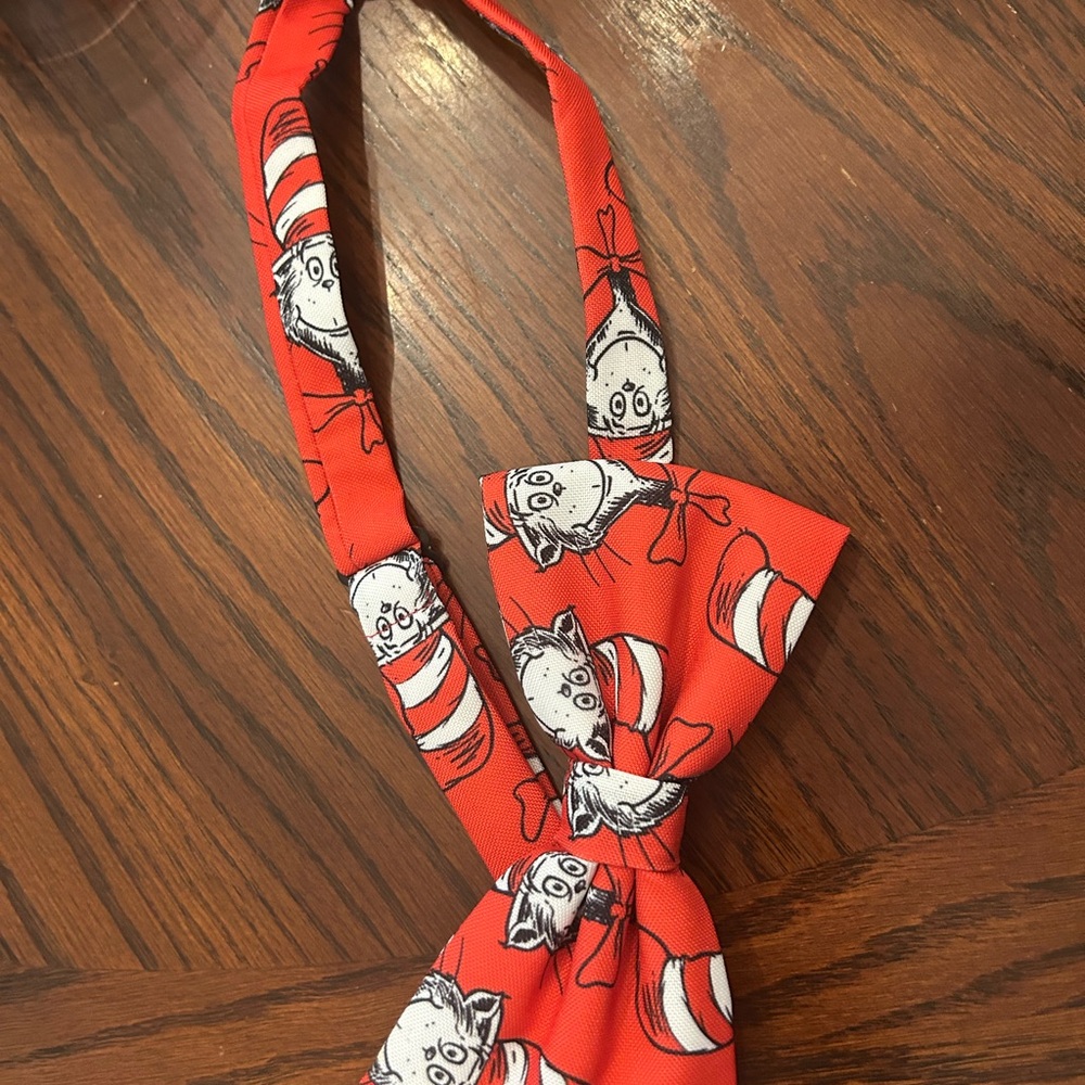 Dr. Seuss Red and White Cartoon Bow Tie
